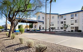 Days Inn & Suites By Wyndham Mesa Near Phoenix